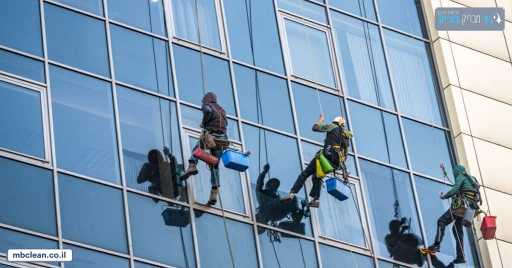 קריטריונים לבחירת חברת אחזקת מבנים בכפר ויתקין